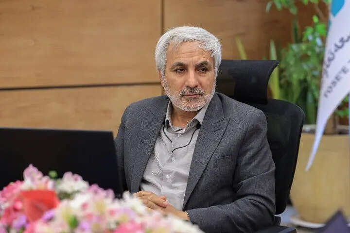 نایب‌ رئیس کمیسیون اجتماعی: در شیوه اداره کشور باید تغییراتی ایجاد کنیم/ چرا جوانان نمی‌توانند خانه بخرند؟