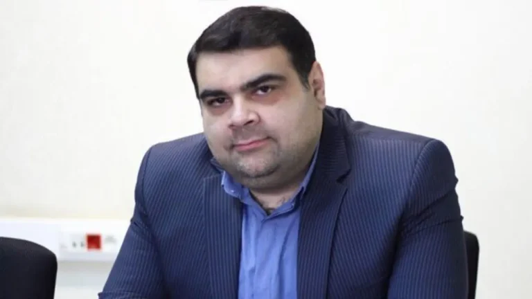 هشدار مشاور قالیباف به مخالفان مذاکرات: وقت مناسب با شما برخورد می‌شود/ چرا به جمهوری اسلامی تهمت کودتا زدید؟