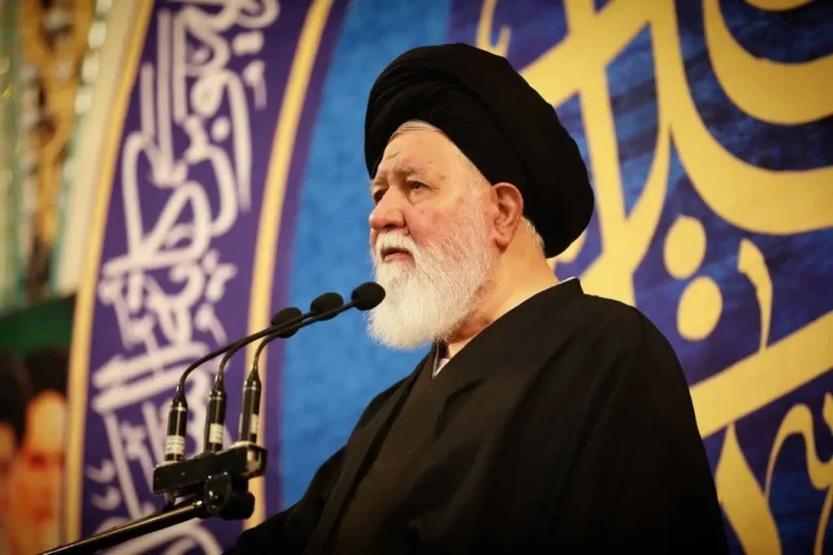 هشدار علم‌الهدی درباره نقشه آمریکا برای پایان جنگ
