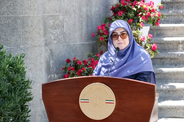 سهمیه بنزین کاهش مییابد؟